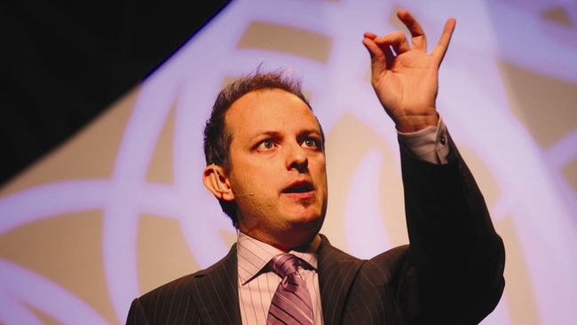 Magician Apollo Robbins 