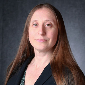 Image of Lesley Earl