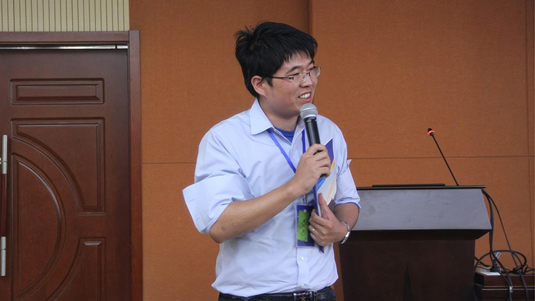 Navigating the World of Virtual Poster Presentations in Neuroscience